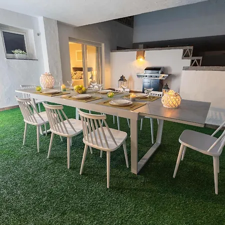 Vacation I Canas Beachfront Haven, Sea View, Jacuzzi, Golden Mile, Duplex Penthouse, 24-7 Security Apartamento Marbella