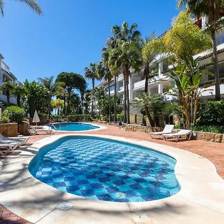 Apartamento Vacation I Canas Beachfront Haven, Sea View, Jacuzzi, Golden Mile, Duplex Penthouse, 24-7 Security
